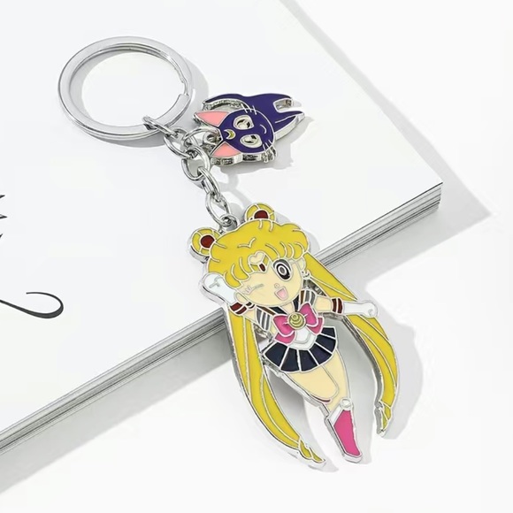 Sailor Moon Keychain - Picture 4 of 6